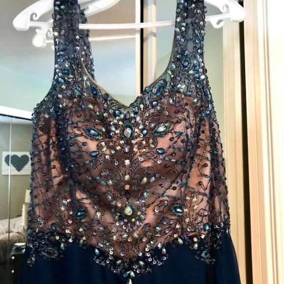 Prom Dress - Picture 1 of 4